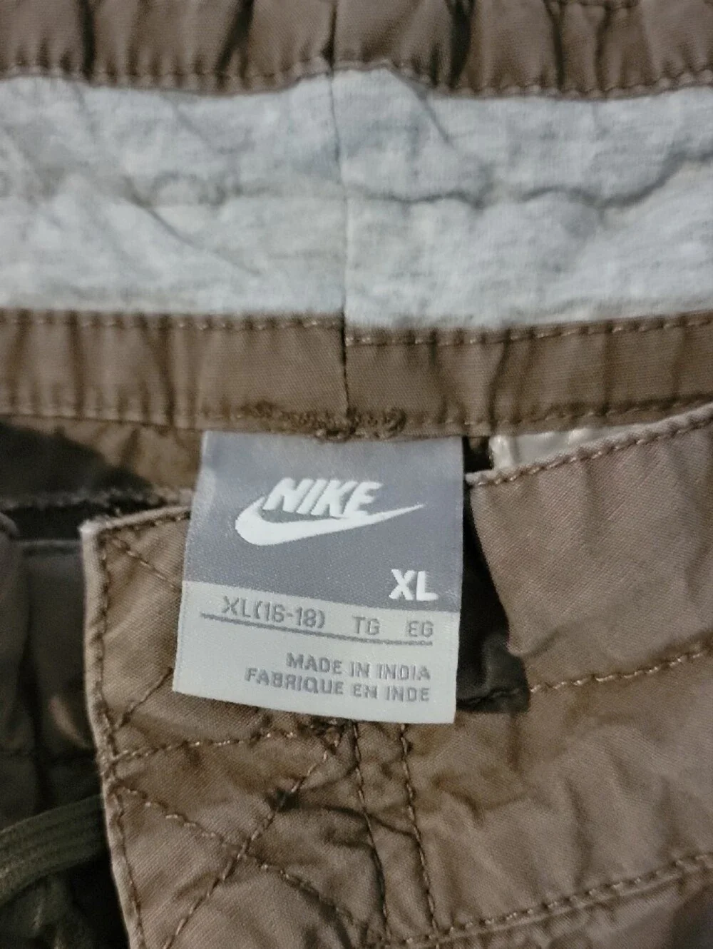 Nike Brown Elastic Waist Casual Capri Pants